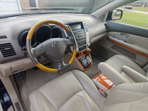 Used 2006 Lexus RX 330 AWD image 12