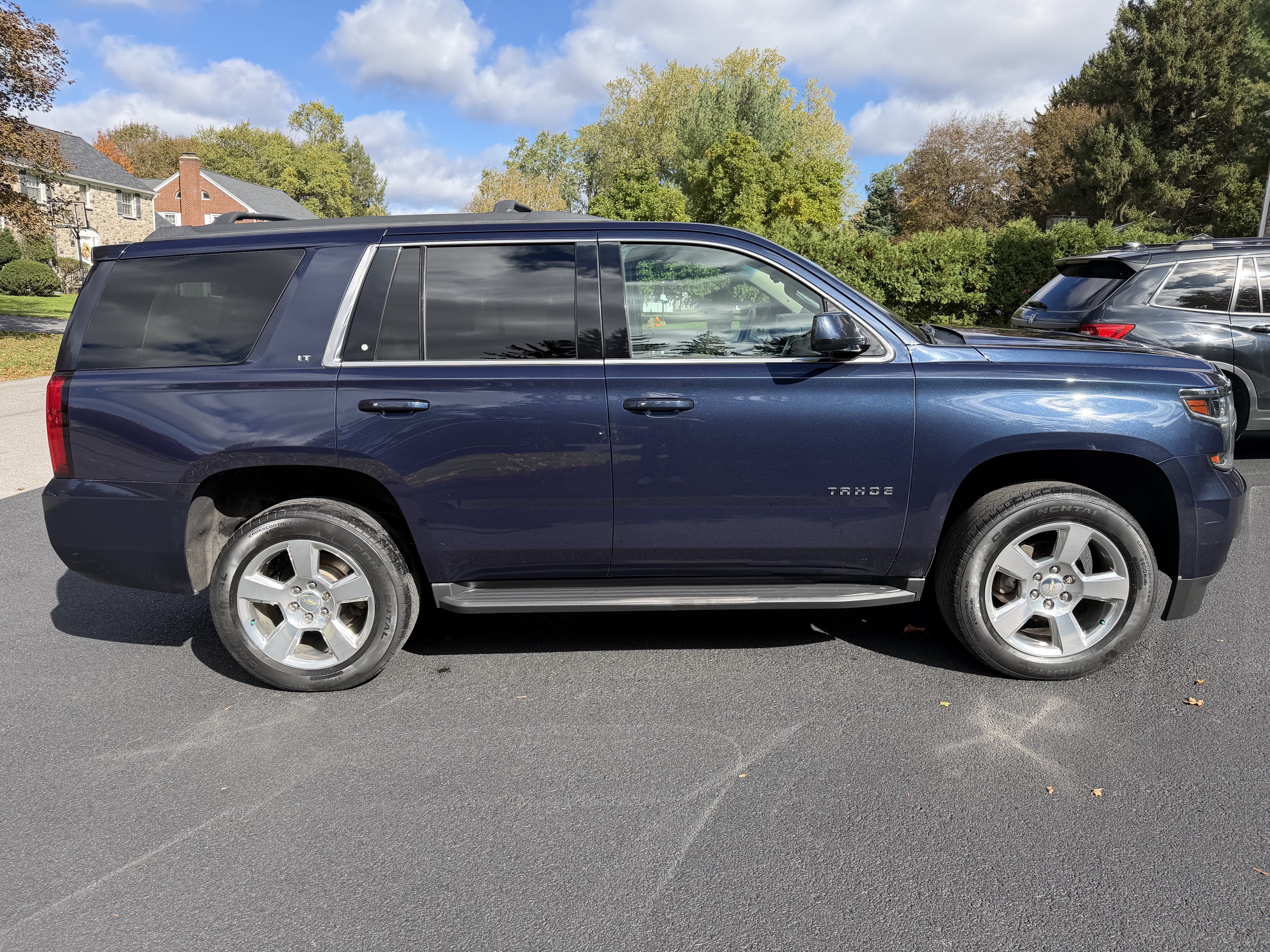 Used 2019 Chevrolet Tahoe LT AWD/4WD image 5