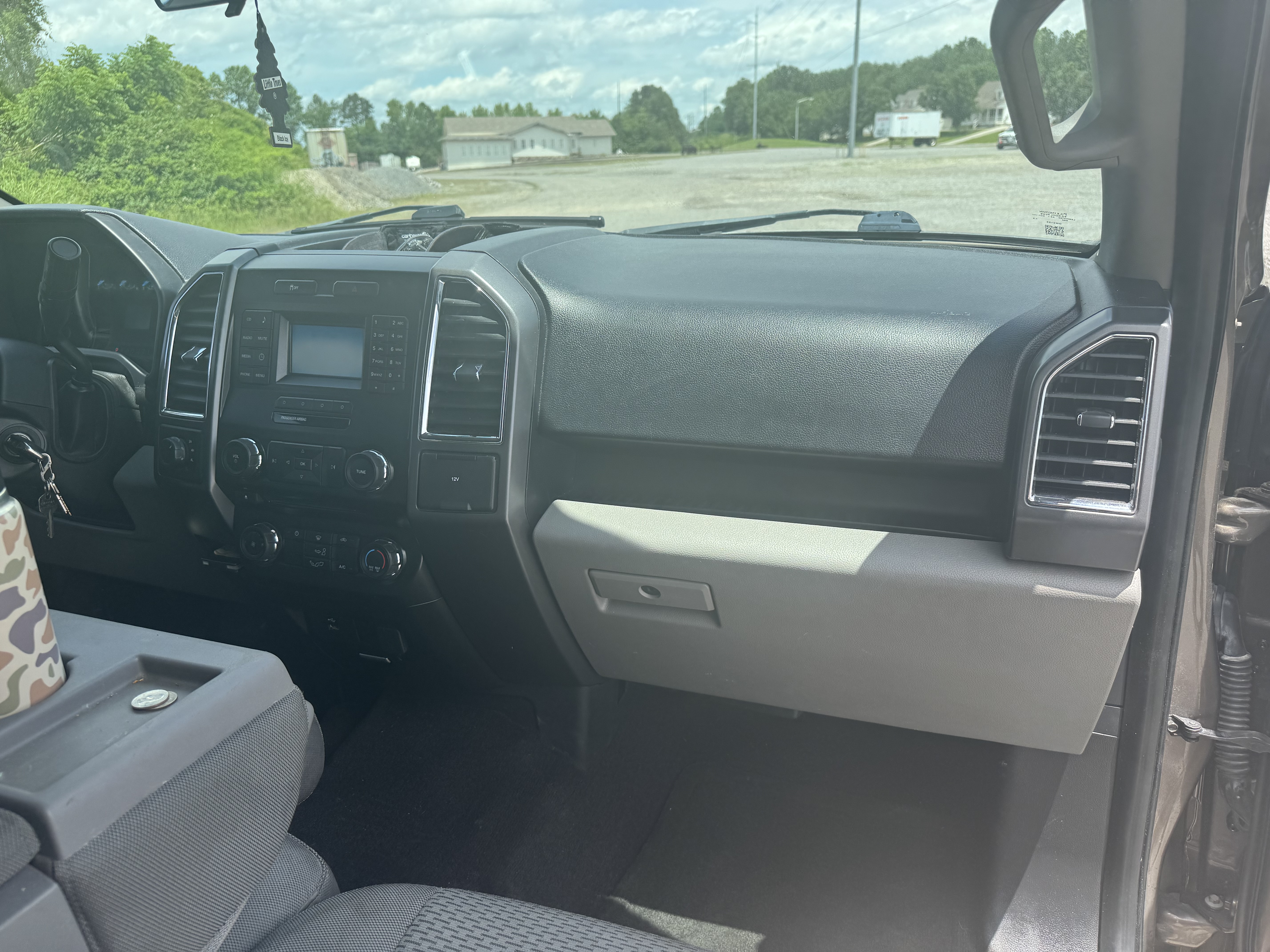 Used 2016 Ford F150 XLT AWD/4WD image 20