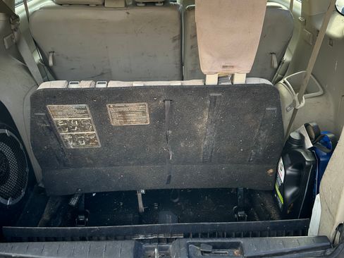 Used 2008 Mitsubishi Outlander XLS image 8