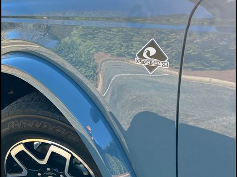 Used 2023 Ford Bronco Outer Banks image 21