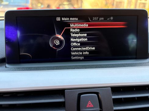 Used 2014 BMW 320i xDrive Sedan image 18