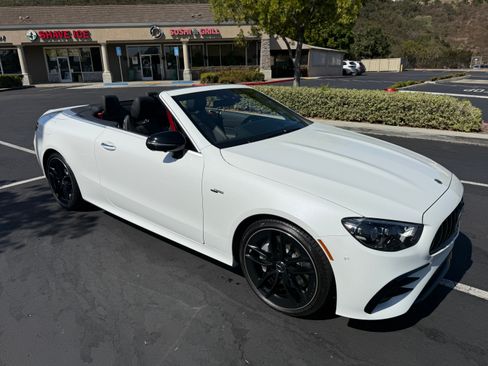 Used 2023 Mercedes-Benz E 53 AMG 4MATIC Cabriolet image 17