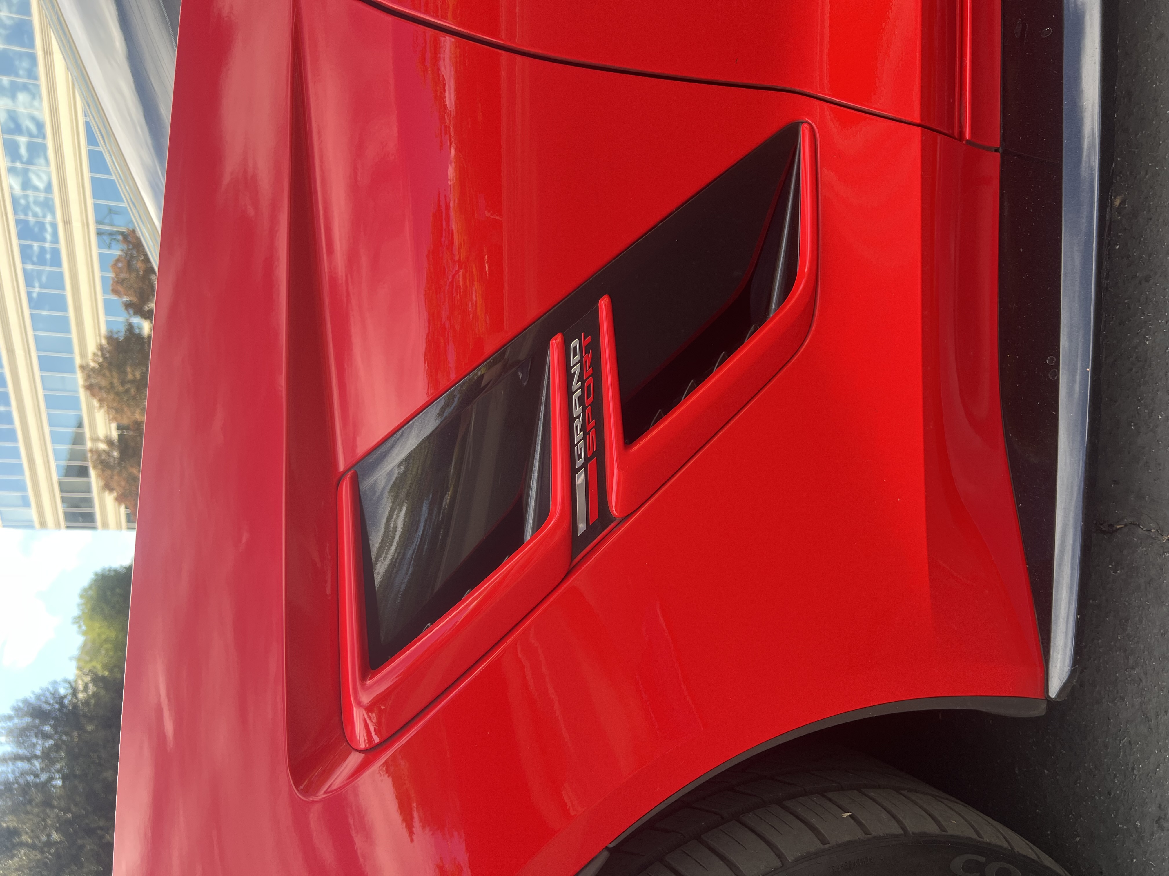 Used 2017 Chevrolet Corvette Grand Sport w/ Carbon Flash Badge Package RWD image 18