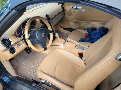 Used 2011 Porsche Boxster image 4