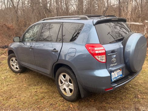 Used 2012 Toyota RAV4 Sport Utility 4D image 2