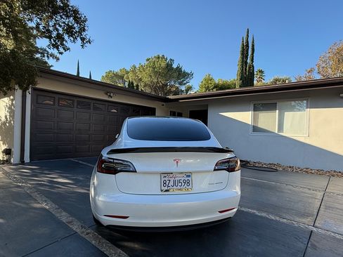 Used 2022 Tesla Model 3 Long Range image 6