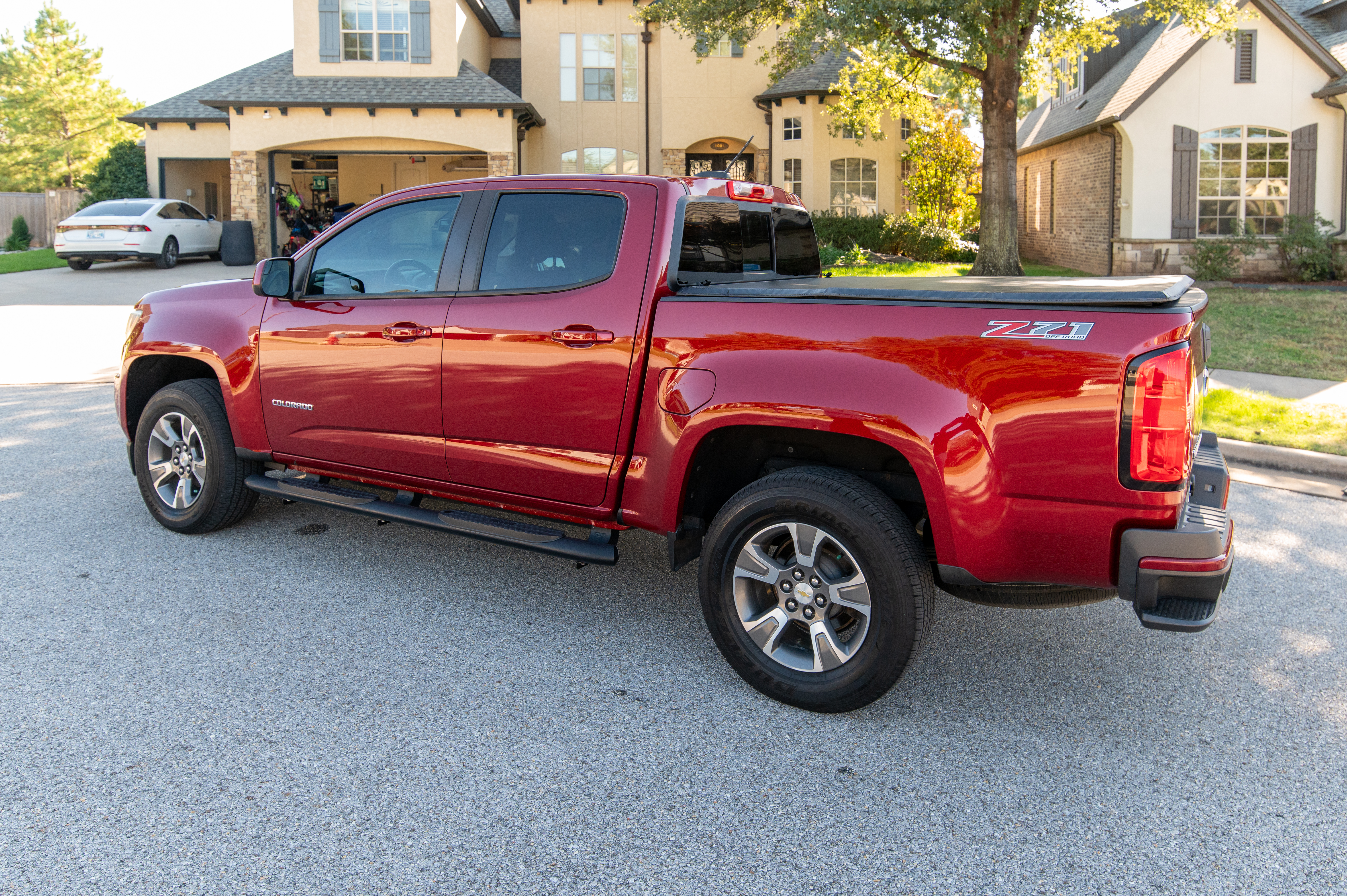Used 2018 Chevrolet Colorado Z71 AWD/4WD image 6