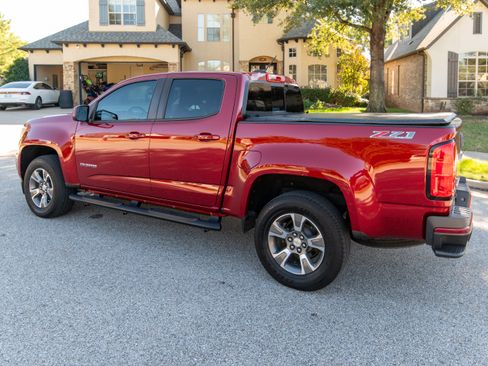 Used 2018 Chevrolet Colorado Z71 image 6