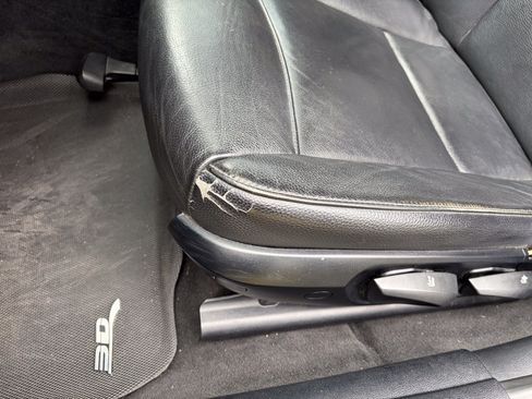 Used 2011 BMW 328i Wagon image 16