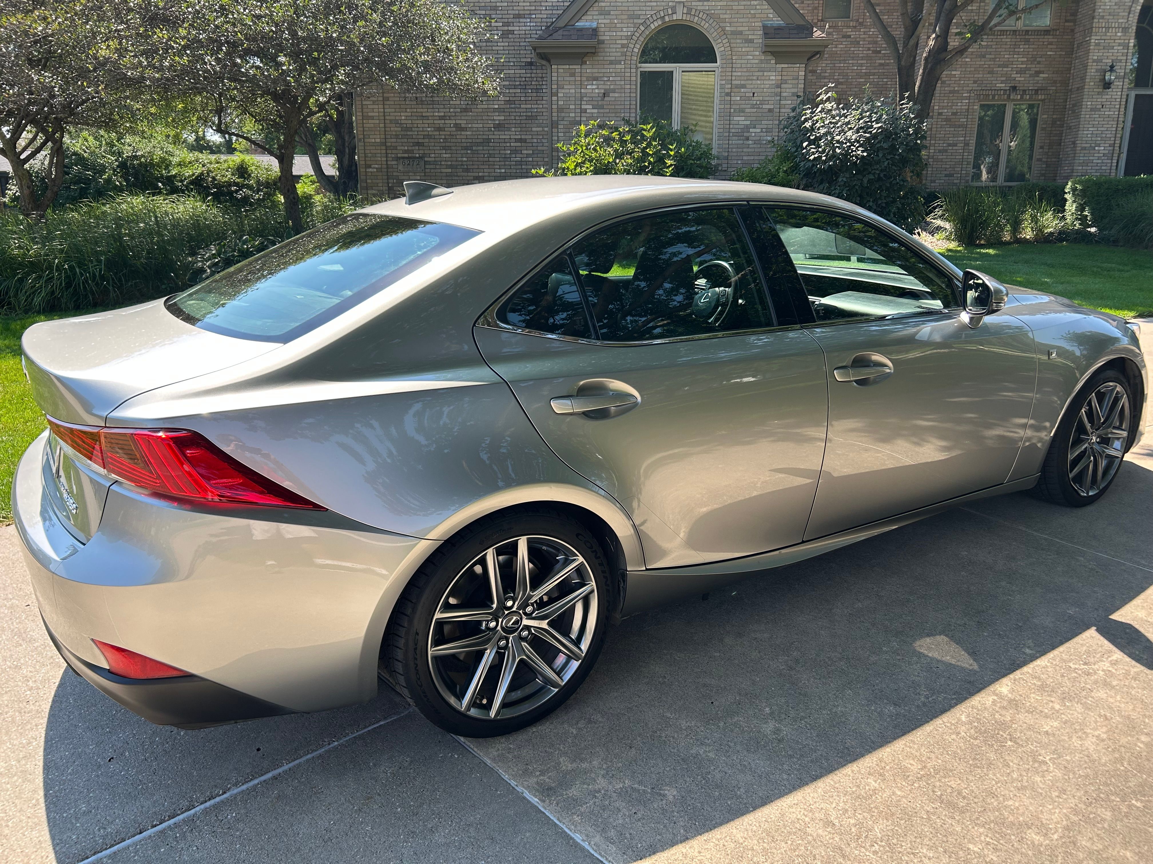 Used 2018 Lexus IS 350 F Sport w/ F Sport Package AWD/4WD image 15