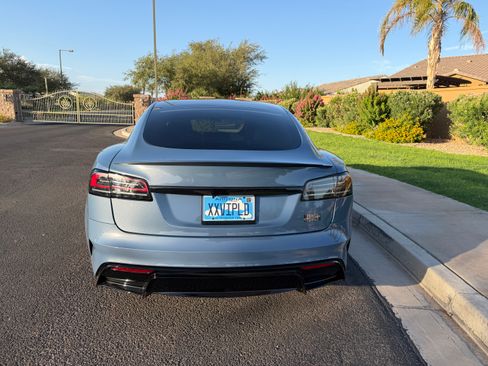 Used 2026 Tesla Model S Plaid AWD/4WD image 5