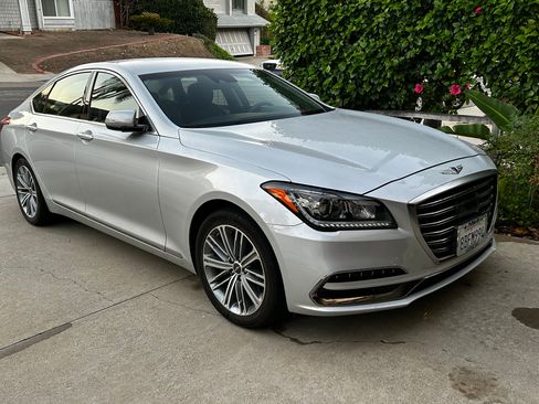 Used 2018 Genesis G80 3.8 image 4