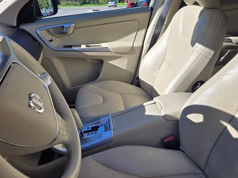 Used 2012 Volvo XC60 3.2 image 5