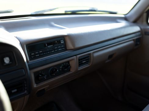 Used 1996 Ford F350 2WD Crew Cab image 8