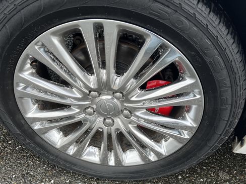 Used 2014 Chrysler 300 Sedan 4D w/ Driver Convenience Group image 18