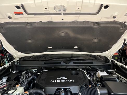 Used 2026 Nissan Armada Platinum RWD image 17