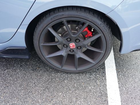 Used 2025 Honda Civic Type R image 8