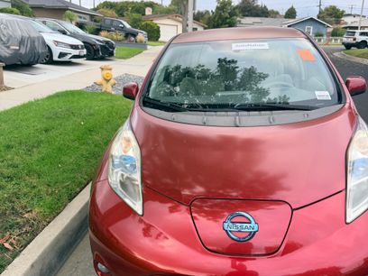 Used 2011 Nissan Leaf SL