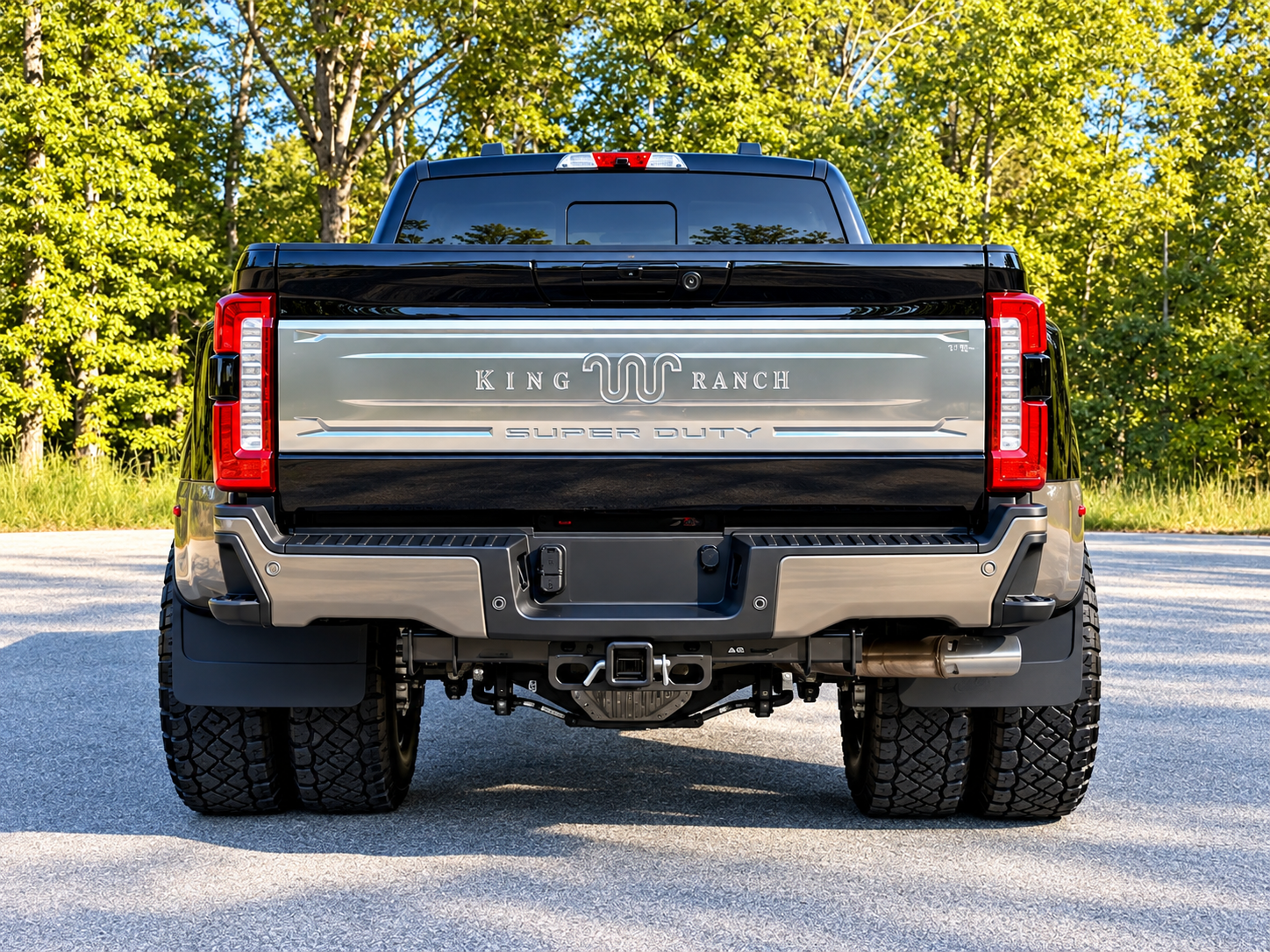 Used 2026 Ford F450 King Ranch w/ FX4 Off-Road Package AWD/4WD image 4