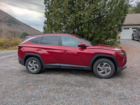 Used 2024 Hyundai Tucson SEL image 2