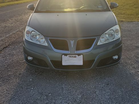 Used 2009 Pontiac G6 Sedan w/ Sport Package 2 image 4