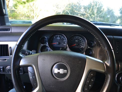 Used 2008 HUMMER H2 AWD/4WD image 11