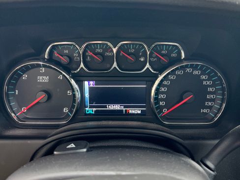 Used 2016 Chevrolet Tahoe LT w/ LT Signature Package AWD/4WD image 13
