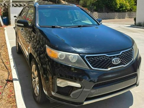 Used 2012 Kia Sorento SX image 5