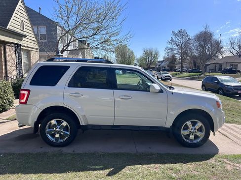 Used 2011 Ford Escape Limited w/ 302A Rapid Spec Order Code image 1