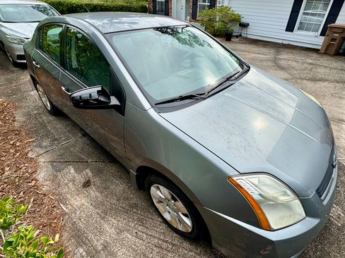Used 2010 Nissan Sentra 2.0 FWD image 5