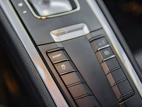 Used 2014 Porsche Cayman S image 19