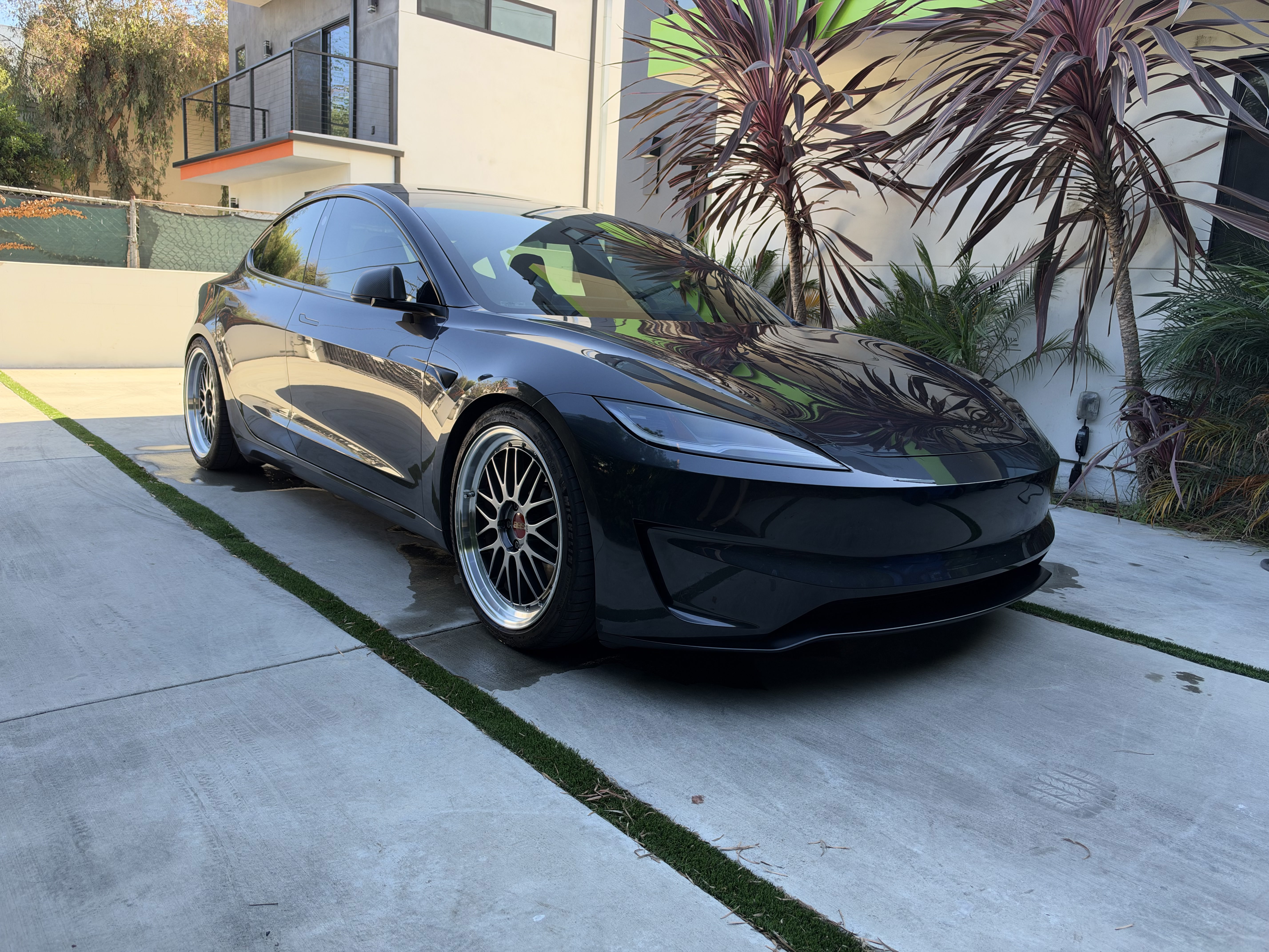 Used 2024 Tesla Model 3 Performance AWD/4WD image 5
