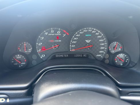 Used 2004 Chevrolet Corvette Z06 w/ Memory Package image 15