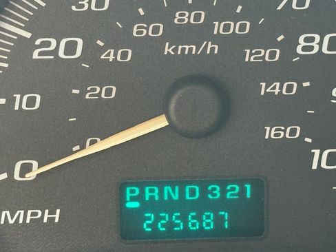 Used 2007 Chevrolet Express 3500 image 8