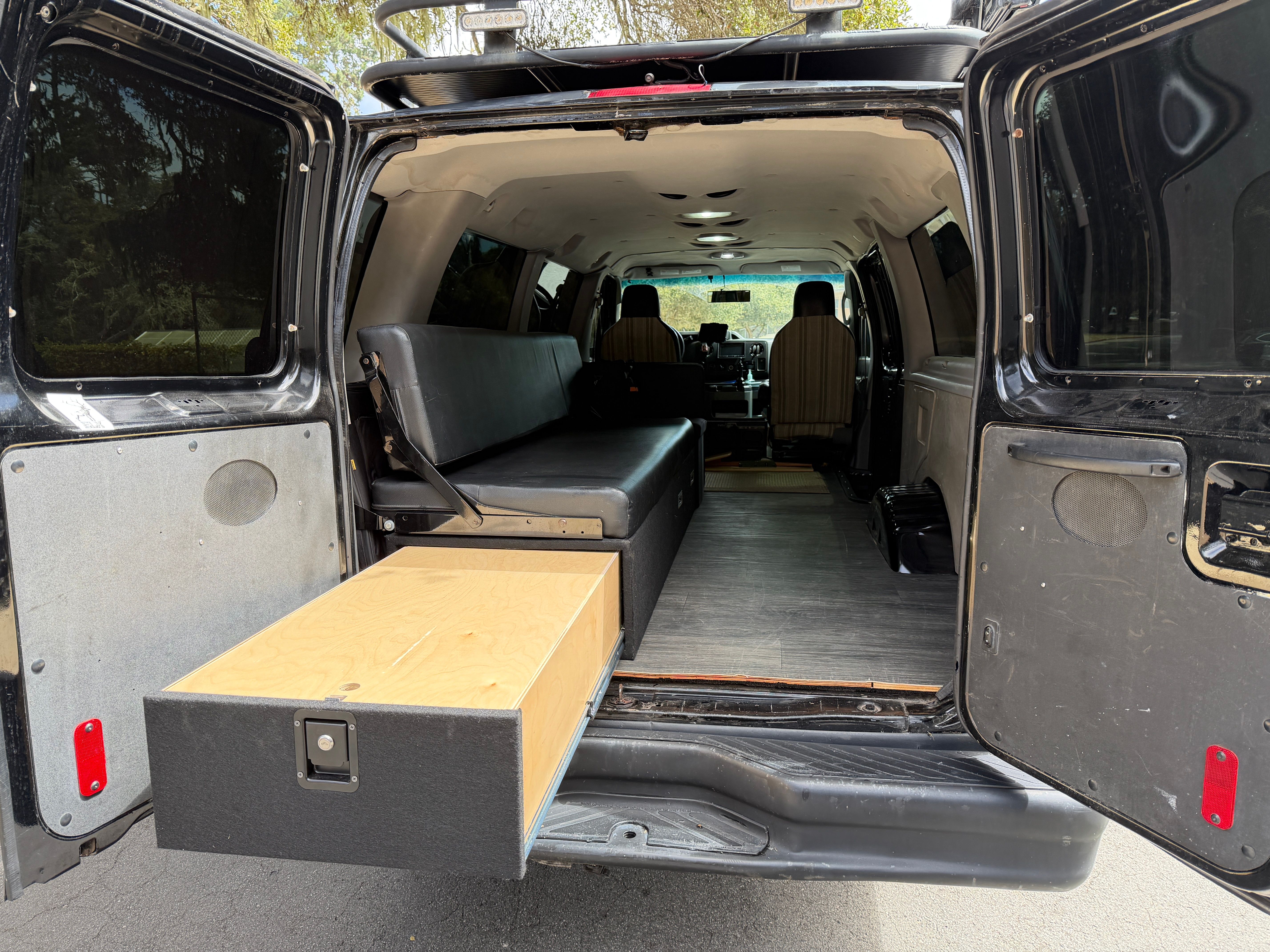 Used 2011 Ford E-350 and Econoline 350 XL w/ PWR Windows & Locks Group RWD image 11