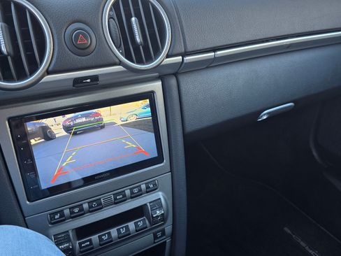 Used 2006 Porsche Boxster S image 10