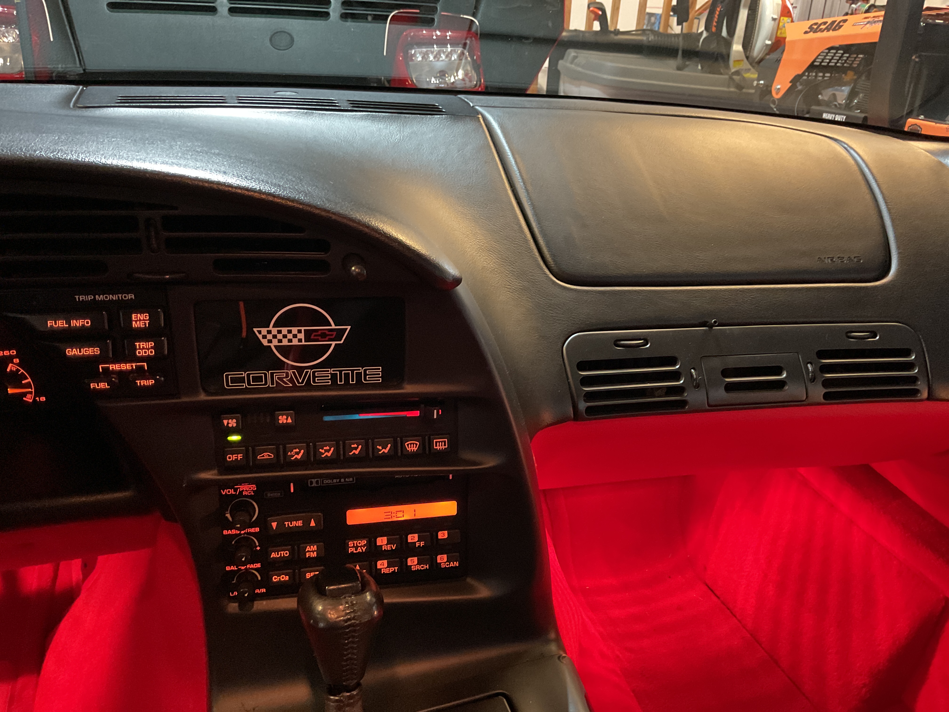 Used 1995 Chevrolet Corvette Coupe RWD image 21