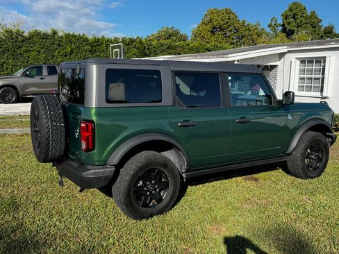Used 2024 Ford Bronco Black Diamond image 11