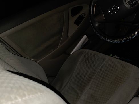 Used 2009 Toyota Camry XLE image 14