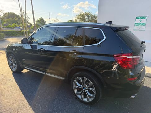 Used 2017 BMW X3 xDrive28i AWD/4WD image 4