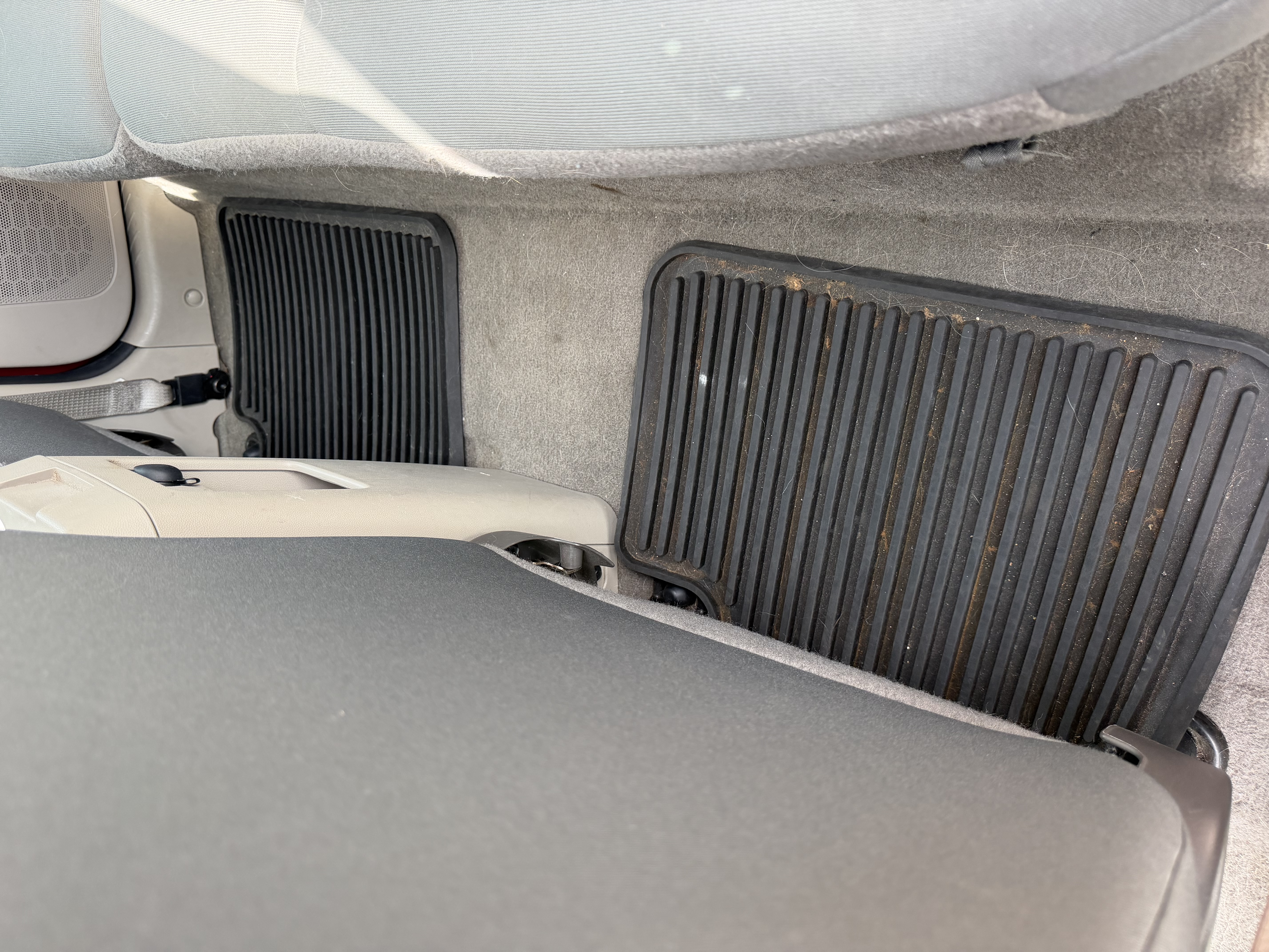 Used 2010 Ford Escape XLS AWD/4WD image 19