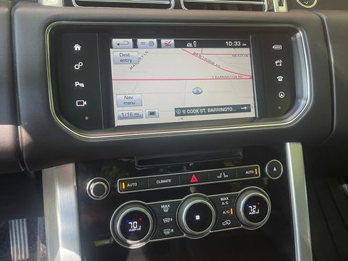 Used 2016 Land Rover Range Rover HSE image 20