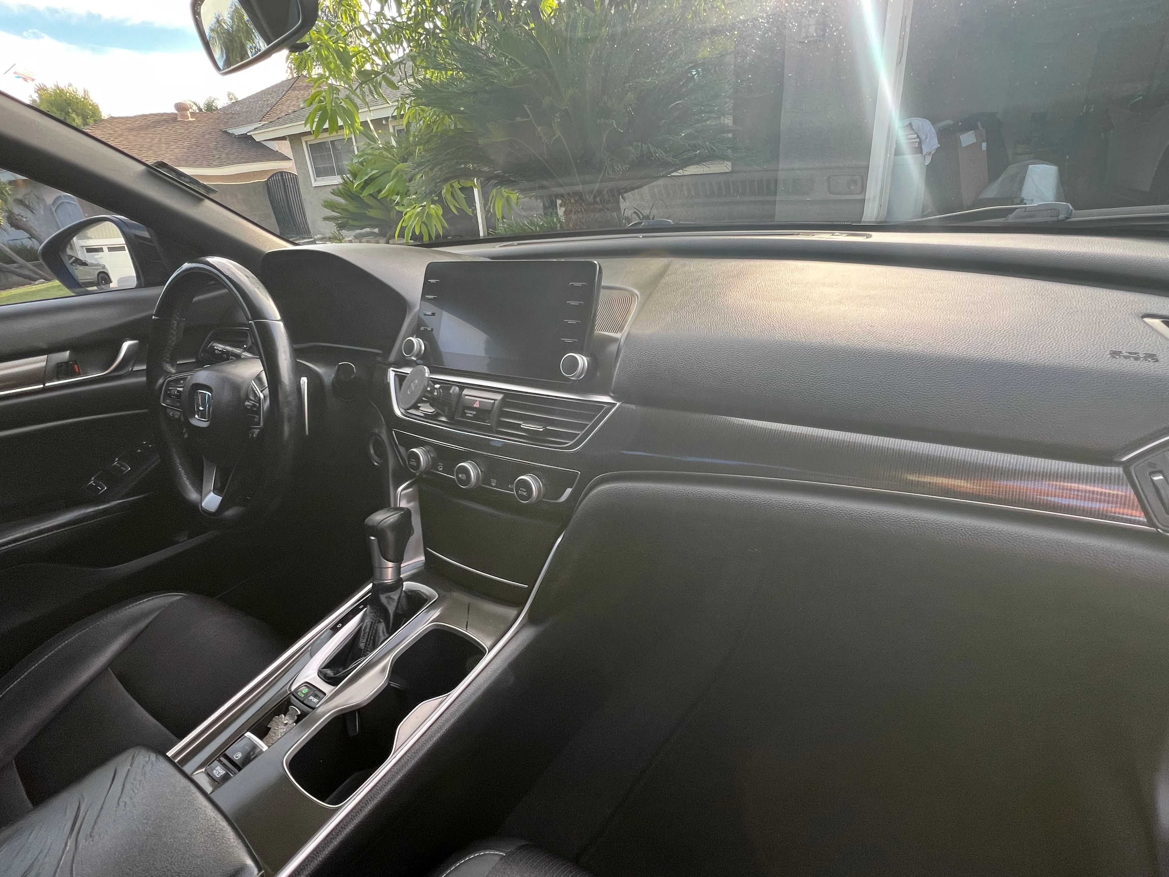 Used 2018 Honda Accord Sport image 12