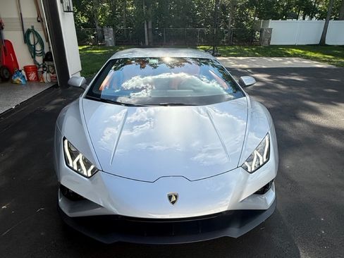 Used 2021 Lamborghini Huracan EVO RWD image 6