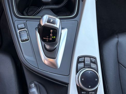 Used 2014 BMW 320i xDrive Sedan image 20