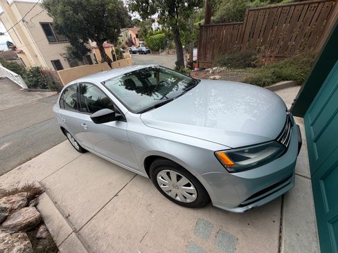 Used 2015 Volkswagen Jetta S FWD image 5