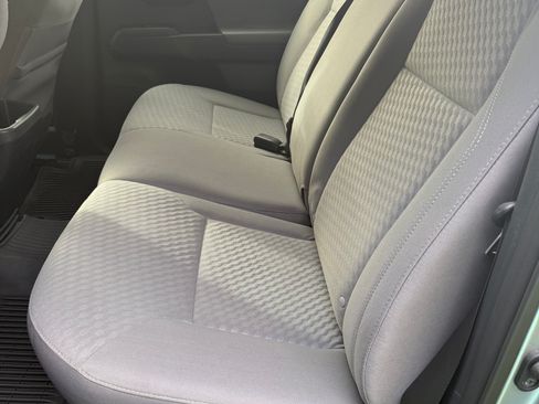 Used 2022 Toyota Tacoma SR AWD/4WD image 12