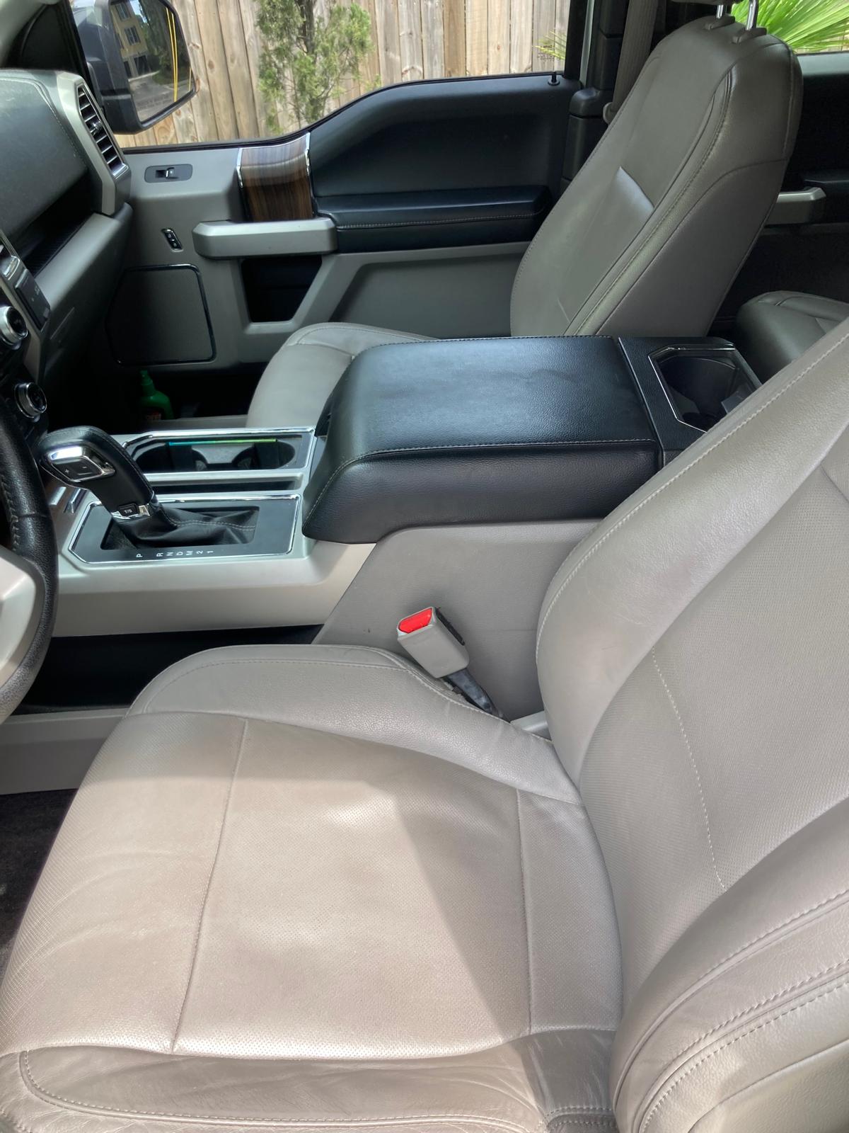 Used 2015 Ford F150 Lariat w/ Equipment Group 502A Luxury AWD/4WD image 4
