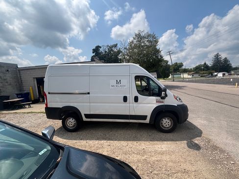 Used 2021 RAM ProMaster 2500 FWD image 5